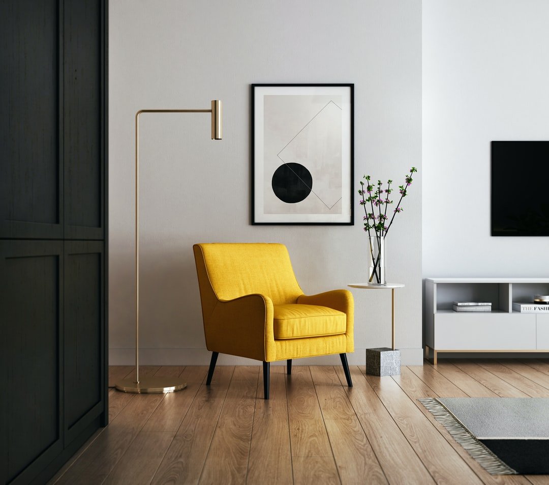 Picture of yellow chair